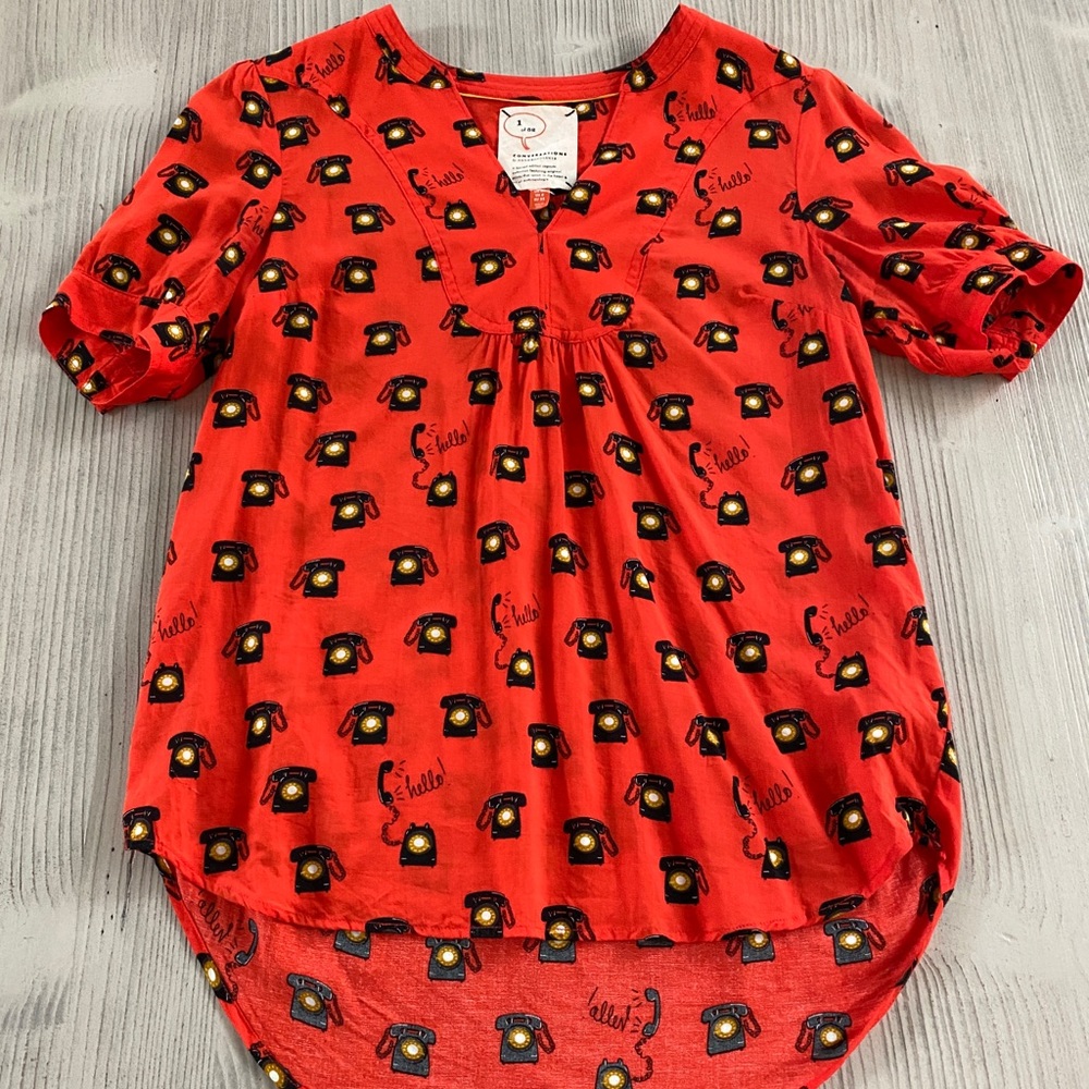 Conversations by Anthropologie Number 1 phone tunic top